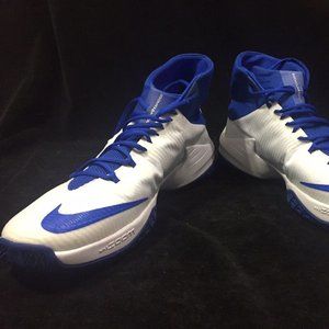 nike zoom clear out Basketball Sneakers White & Blue Size 17 Mens